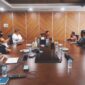 Wakil Gubernur Aceh H. Fadhlullah, SE dalam sebuah pertemuan dengan jajaran manajemen PT Pertamina Geothermal Energy Tbk (PGE), di Grha Pertamina, lantai 7, Medan Merdeka Timur, Jakarta Pusat, Senin, (5/5/2025). Foto : Humas BPPA