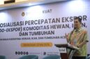 Pelaksana Tugas Sekretaris Daerah Aceh M Nasir, membuka secara resmi Sosialisasi Percepatan Ekspor (Go-Ekspor) Komoditas Hewan, Ikan dan tumbuhan, di Aula Kyriad Muraya Hotel Banda Aceh, Kamis (22/5/2025). Foto: Humas Aceh