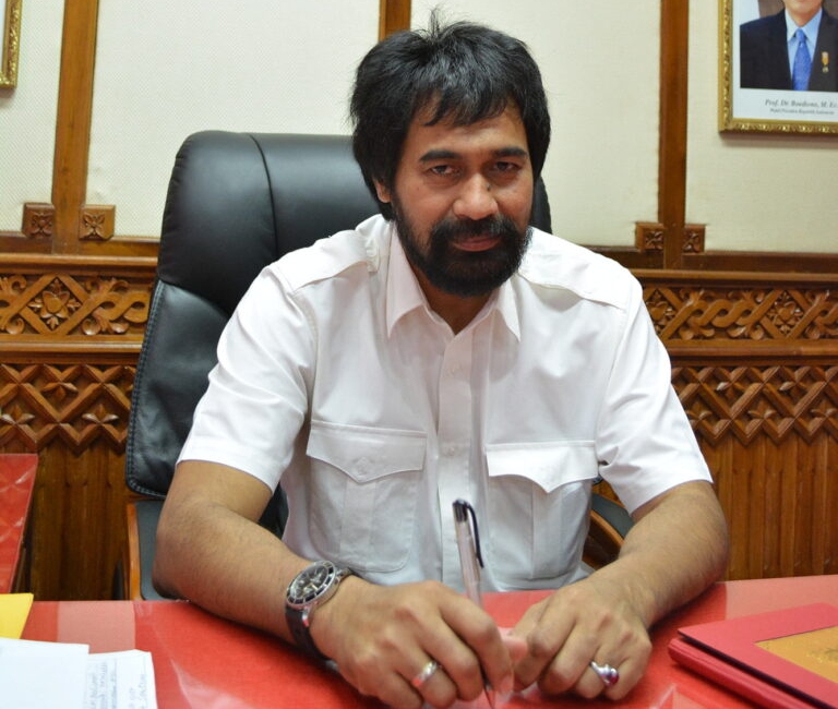 Gubernur Aceh Muzakir Manaf
