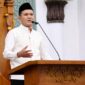 Wakil Gubernur Aceh, H. Fadhlullah, S.E., memberi sambutan pada Peringatan Tahun Baru Islam 1 Muharram 1447 H, sekaligus melaksanakan shalat Isya berjamaah, di Masjid Raya Baiturrahman Banda Aceh, Kamis, (26/6/2025)