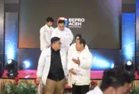 Wakil Gubernur  Aceh, Fadhlullah pada acara pelantikan Pengurus Beyond Profesional (Bepro) Aceh, di Ballroom The Pade Hotel, Jumat, (20/6/2025). Foto Humas Aceh