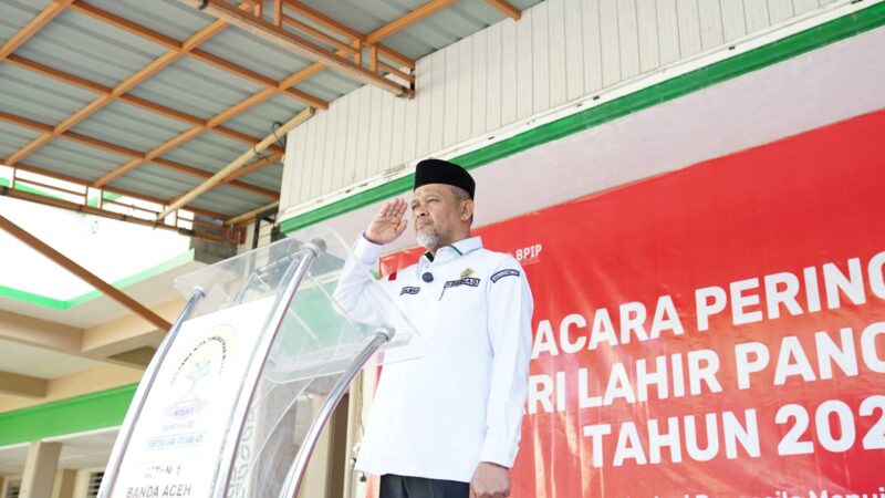 Kepala Kantor Kementerian Agama Kota Banda Aceh H.Salman S.Pd, M.Ag