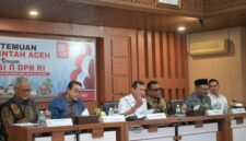 Wagub Aceh Beri Apresiasi Komisi II DPR RI atas Dukungan Perpanjangan dan Permanenisasi Dana Otsus. (Foto : Humas Aceh).