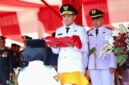 Wakil Gubernur Aceh, Fadhlullah, SE, di dampingi istri & forkopimda Aceh menjadi inspektur upacara penurunan bendera dalam rangka peringatan HUT RI ke-80 di Lapangan Blang Padang, Banda Aceh, (17/8/2025) Sore.