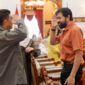 Gubernur Aceh Muzakir Manaf di dampingi istri Marlina Usman menerima kunjungan silaturahmi Kepala Kepolisian Daerah (Kapolda) Aceh Brigjen Marzuki Ali Basyah bersama keluarganya di Meuligoe Gubernur Aceh, Minggu (24/8/2025).