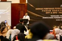 Wakil Gubernur Aceh, Fadhlullah, S.E., memberikan sambutan pada Pelantikan Pengurus DPP Forum Kreatif Perempuan Aceh (DPP-FKPA) di Hermes Palace Hotel, Banda Aceh, Jumat (29/8/2025).