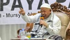 Ulama Aceh, Tgk H Muhammad Ali bin Tgk H Abdul Muthalleb atau yang lebih dikenal dengan Abu Paya Pasi ditunjuk sebagai Imam Besar Masjid Raya Baiturrahman Banda Aceh.