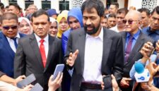 Gubernur Aceh Muzakir Manaf, bersama Wakil Gubernur Aceh, Fadhlullah, S.E.,dan Wali Naggro Aceh Tgk Malik Mahmud Al-Haythar dalam Peringatan 2 Dekade (20 Tahun) Damai Aceh, di BMA, Jumat, 15/8/2025