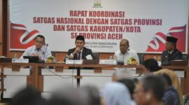Wakil Gubernur Aceh, Fadhlullah, SE menyampaikan sambutan sekaligus membuka rapat koordinasi satgas nasional provinsi dan satgas kabupaten/kota se- Aceh dalam rangka percepatan pelaksanaan program koperasi desa digedung serbaguna Setda Aceh (2/9/2025).