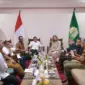 Wakil Gubernur Aceh, H. Fadhlullah, SE, menerima kunjungan Dubes Selandia Baru Giselle Larcombe Deputy Head Of Mission New Zealand Embassy di Rumah Dinas Wakil Gubernur, Selasa (23/09/2025).