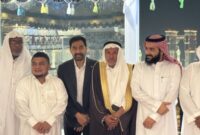 GElAR PERTEMUAN : Gubernur Aceh, H. Muzakir Manaf, melakukan pertemuan dan memaparkan berbagai peluang investasi di Aceh kepada para investor asal Timur Tengah dalam sebuah pertemuan di Kota Makkah Al-mukarramah, Kamis, (26/10/2025). Pertemuan tersebut diinisiasi oleh perusahaan investasi terkemuka Arab Saudi, Sadeen Al-Bait, dan dihadiri oleh pengusaha dari Arab Saudi, Qatar, Sudan, Kuwait, serta Uni Emirat Arab. (Foto: Humas Aceh)