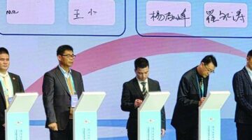 Dirut PT PEMA Mawardi Nur menandatangani Memorandum of Understanding (MoU) bidang agrikulturdengan China pada ajang ASEAN - China Cooperation and Development Conference on Food and Agriculture, The 4th “Beltand Road” International Agricultural Cooperation Expo yang digelar di Zhengzhou, China, Senin (13/10/2025) malam.