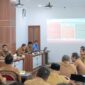 Sekda Aceh, M. Nasir, S.IP, MPA memimpin Rapim Percepatan APBA Tahun 2026 bersama para SKPA, di Gedung P2K, Selasa, (24/2/2026)