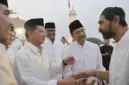 Gubernur Aceh Muzakir Manaf, Wagub Aceh Fadhlullah, Mendagri Tito Karnavian dan Mensos Saifullah Yusuf dalam acara buka bersama saat penutupan Aceh Ramadan Festival 2026 di halaman Masjid Raya Baiturrahman Banda Aceh.
