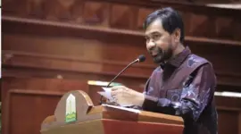 Gubernur Aceh, Muzakir Manaf yang akrab disapa Mualem, membuka Musrenbang RKPA 2027 yang berlangsung di Anjong Mon Mata, Komplek Meuligoe Gubernur Aceh, Kamis (23/04/2026). Foto: Humas Aceh