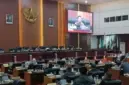 Ketua DPRA, Zulfadhli alias Abang Samalanga meminta KPK ingatkan Aceh agar terhindar dari korupsi pada penghujung Rapat Koordinasi Pencegahan Korupsi bersama DPR Aceh dan DPRK kabupaten/kota se-Aceh dengan Kasatgas Direktorat Koordinasi dan Supervisi Wilayah I KPK, Harun Hidayat, Selasa (19/5/2026) di Gedung Utama DPRA