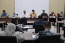 Rapat koordinasi dan Focus Group Discussion (FGD) penyusunan Rancangan Awal Peraturan Wali Nanggroe tentang Pengelolaan Hutan dan Hutan Adat serta Pertambangan Aceh di Ruang Rapat Keurukon Katibul Wali, Kamis, (2/7/2026) Foto : Humas Wali Nanggroe)