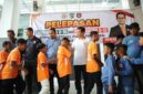 Ketua DPRK Banda Aceh, Irwansyah ST, secara resmi melepas dua tim sepak bola usia dini asal Banda Aceh