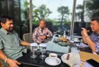 Hashim Djojohadikusumo, dalam sebuah pertemuan di Setiabudi, Jakarta Selatan, pekan lalu menyatakan kepada Gubernur Aceh, Muzakir Manaf mendukung Pemerintah Aceh memperkuat investasi dan hilirisasi sektor energi.