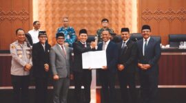 Seluruh fraksi DPRA setuju terhadap Raqan Aceh tentang Pertanggungjawaban Pelaksanaan APBA TA 2025 disampaikan dalam sidang paripurna DPRA di Gedung DPRA, Banda Aceh, Kamis (27/8/2026).
