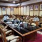 Wakil Gubernur Aceh H.Fadhlullah, SE mengikuti Rakor Satuan Tugas Percepatan Rehabilitasi dan Rekonstruksi Pascabencana Alam di Aceh, Sumatera Utara, dan Sumatera Barat, Selasa (8/9/2026).