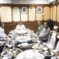 Wakil Gubernur Aceh, Fadhlullah, S.E. (Dek Fadh), menggelar pertemuan rutin bersama jajaran Forum Koordinasi Pimpinan Daerah (Forkopimda) Aceh, Jumat, (25/9/2026) di ruang rapat Wakil Gubernur Aceh