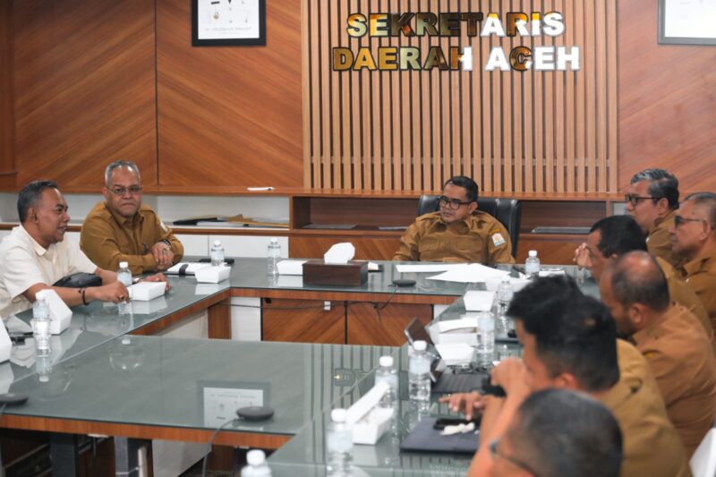 Plt Sekda Aceh, Taufik,  percepat realisasi pembukaan rute pelayaran internasional dari Pelabuhan Krueng Geukueh, Aceh Utara, menuju Penang dan minta seluruh instansi terkait untuk segera menyelesaikan setiap tahapan penyusunan regulasi, Senin (7/9/2026).