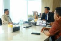 Wakil Gubernur Aceh Fadhlullah (Dek Fadh) menggelar pertemuan strategis dengan menteri koordinator bidang hukum, ham, imigrasi dan pemasyarakatan Yusril Ihza Mahendra dalam rangka memperkuat hubungan pusat dan daerah di kantor Kemenko KUMHAM Jakarta, Rabu (7/10/2026).